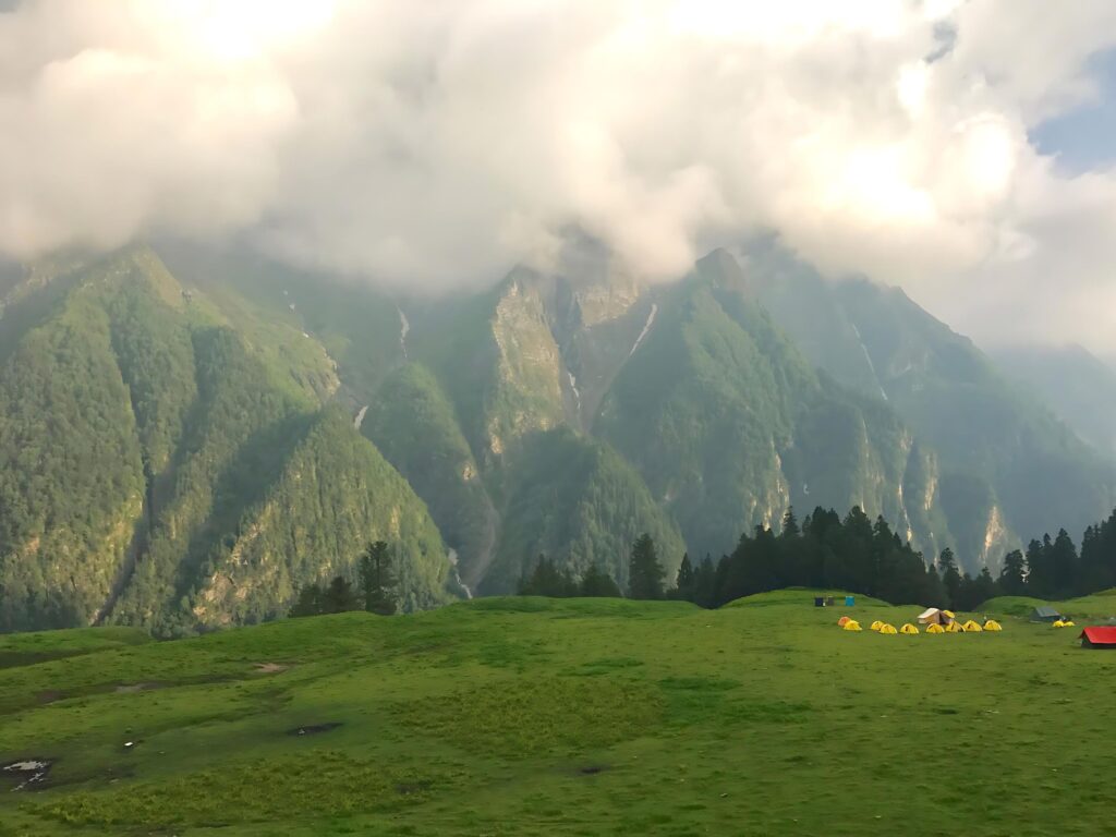Dayara Bugyal trek