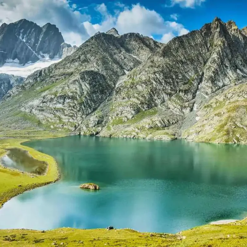 Great-Lakes-of-Kashmir-Trek-Experience_EKA