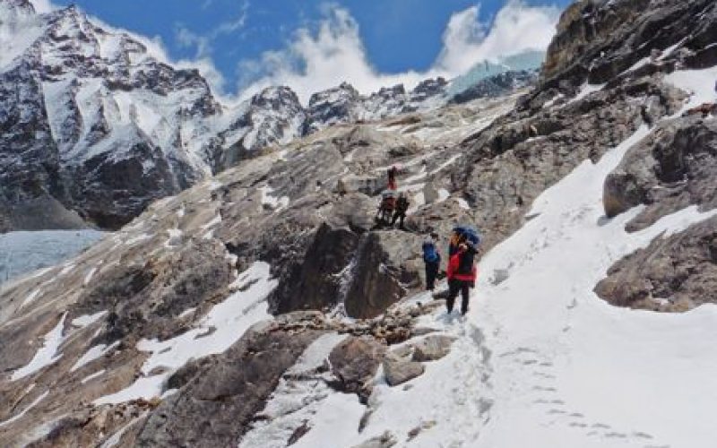 Yuksom - Dzongri - Goechala Trek